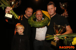 Joel till vänster på bilden med konkurrenterna från 2018, mitten Petter Wejsfelt och Robert Persson.